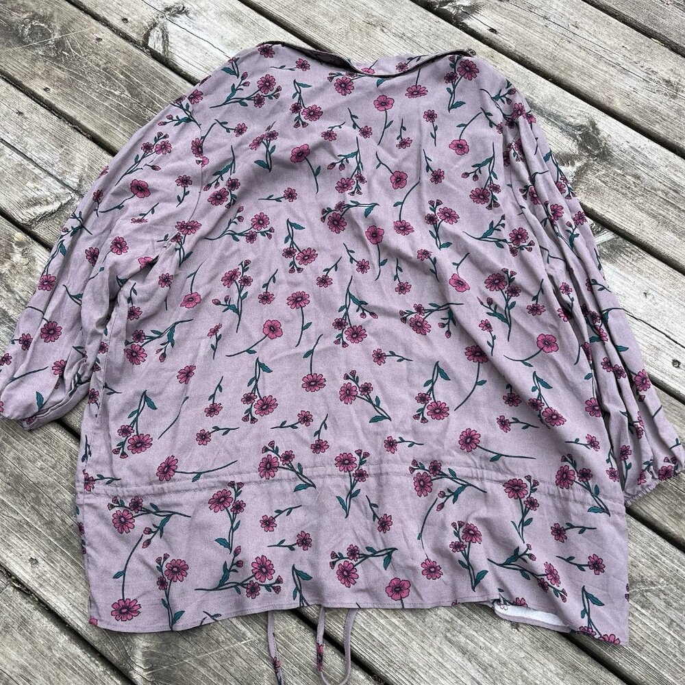 Lee Women Titanium Purple Floral Rayon Button Down Blouse XL NWT 112327543 - Picture 2 of 7